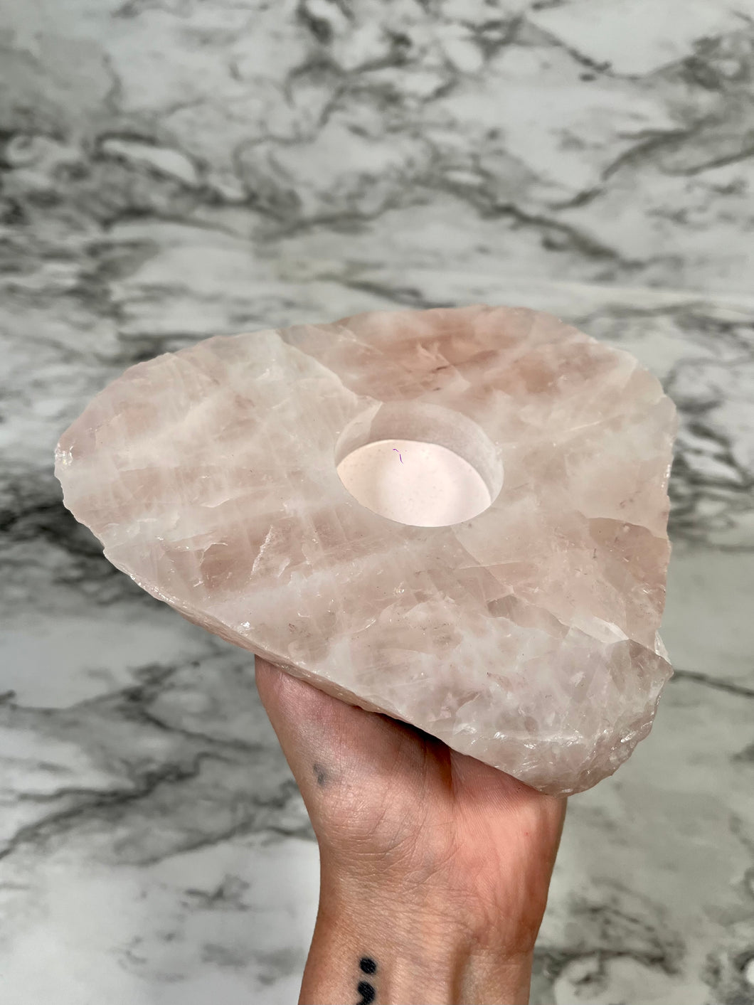 POLISHED ROSE QUARTZ TEA LIGHT CANDLE HOLDER