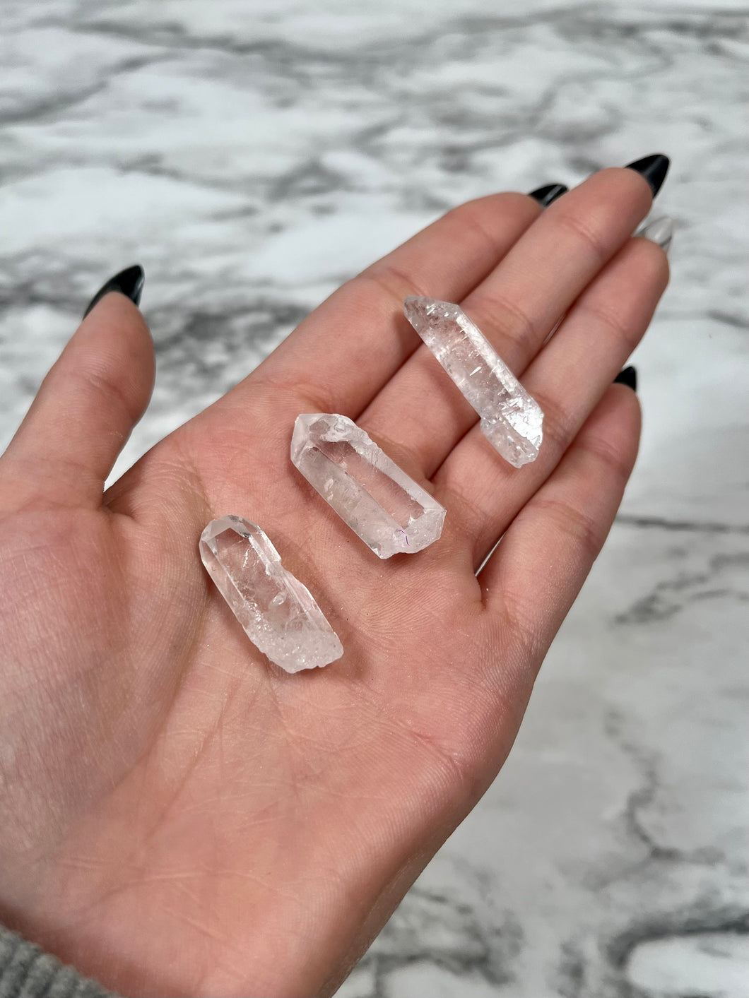 CLEAR QUARTZ POINT