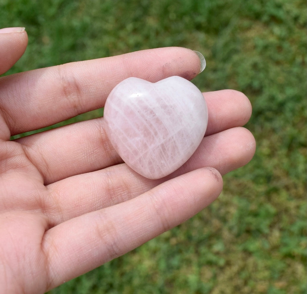 1 INCH ROSE QUARTZ HEART