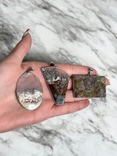 Load image into Gallery viewer, COLORFUL MOSS AGATE PENDANT
