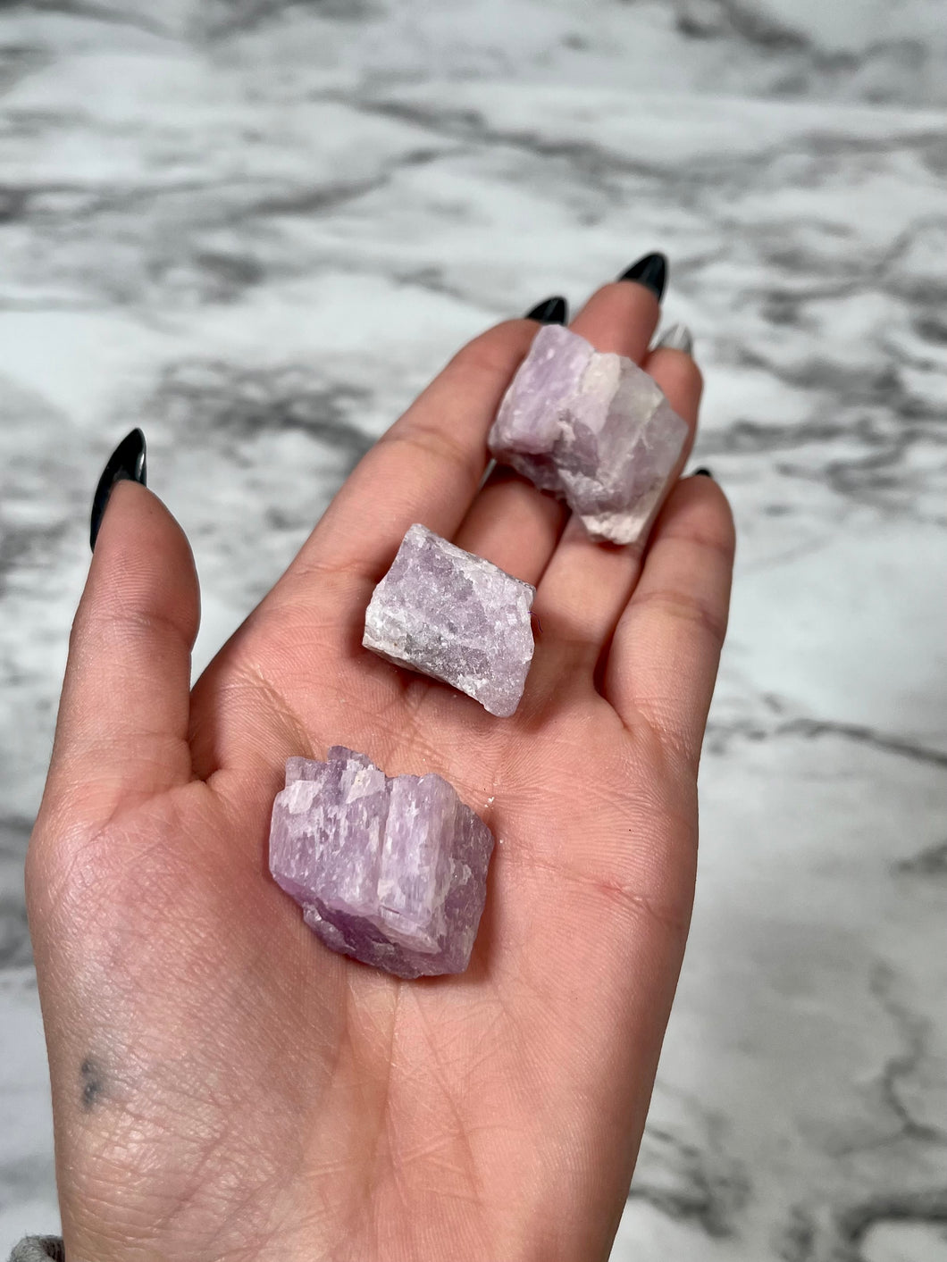 RAW KUNZITE