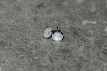 Load image into Gallery viewer, 925 SILVER RAINBOW MOONSTONE STUD EARRINGS
